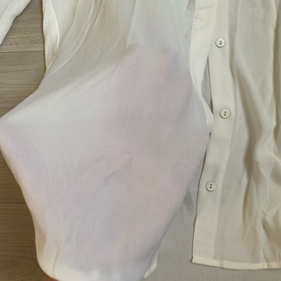 Express sheer button down - Picture 2 of 4